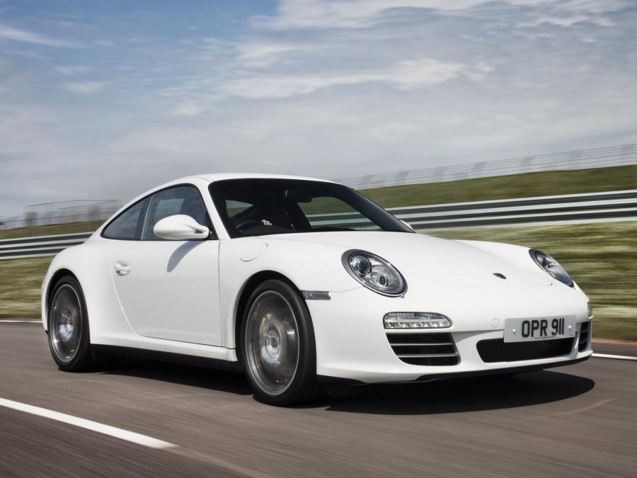  Porsche 911 Carrera 4S Coupe 2008 года  (UK) (фото 11 из 12)